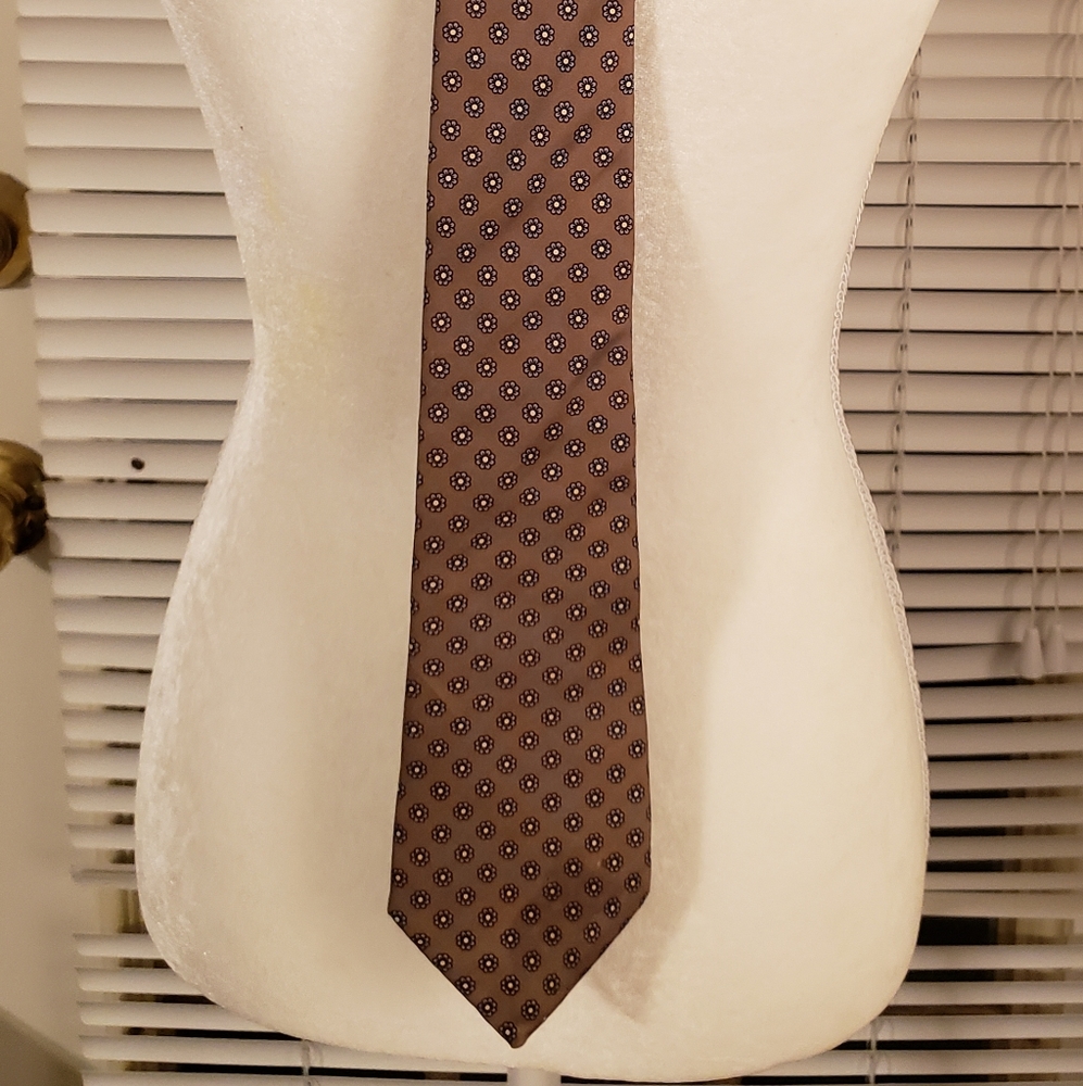 Lord and taylor tie